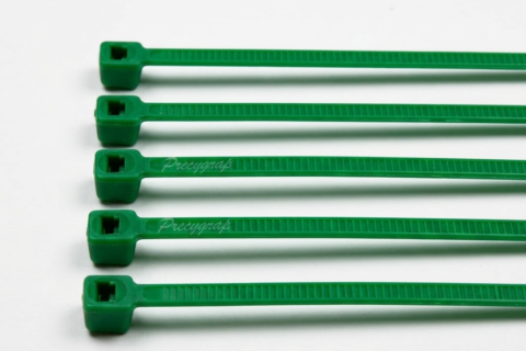 Bridas de plástico verdes